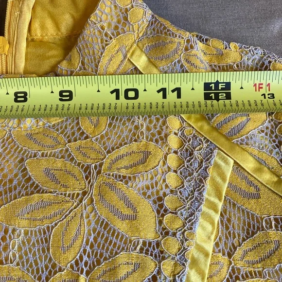 New Lace Dress from China - Picture 5 of 12